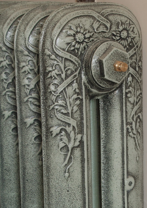 Daisy 595 Two-Column Cast Iron Radiator - 11 Sections, 595 x 760mm